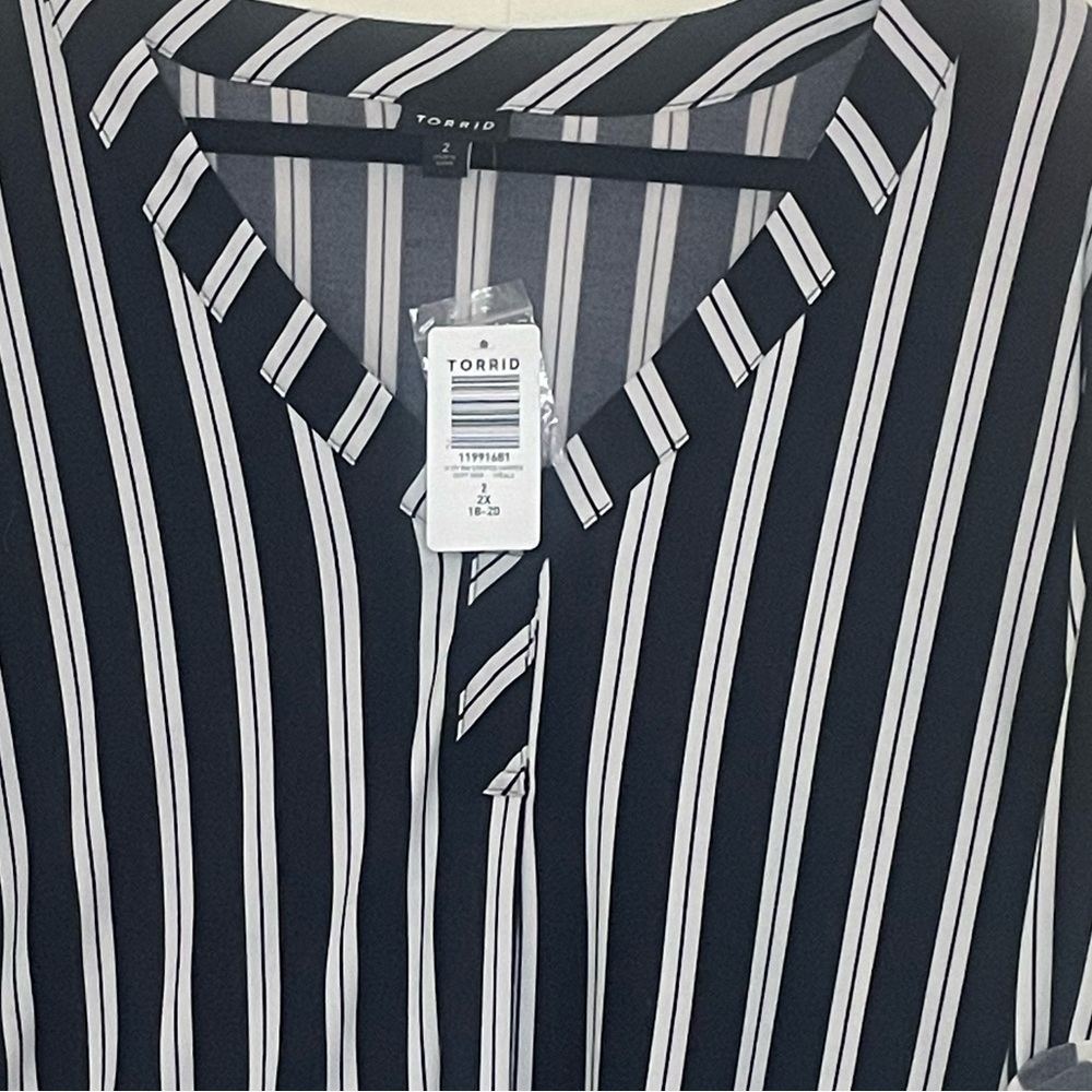 Torrid Black and White Striped 3/4 Length Sleeve Top
